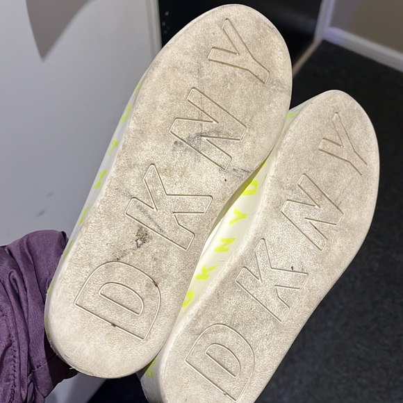 DKNY sneakers - Picture 9 of 11